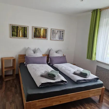 Ferienwohnung Mecarda In *